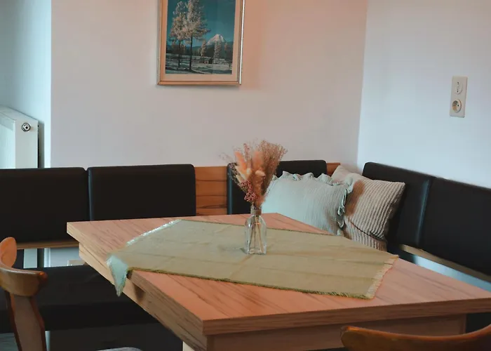 Haus Koeltringer アパート ローファー