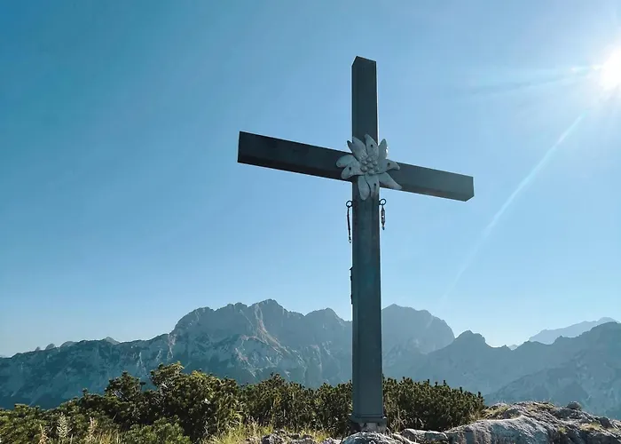 Haus Koeltringer アパート